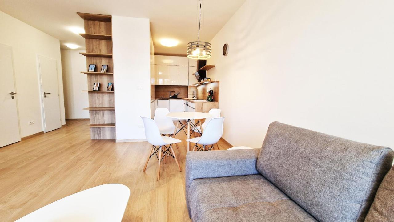 Luxo 2 Room Apartments By Bratislavatrip Экстерьер фото
